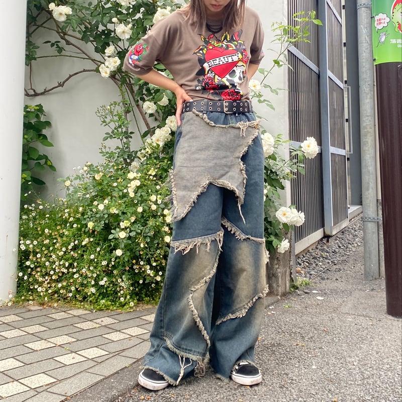 UNISEX【B23271】Star フリンジデニムパンツ | (me) UNISEX【B23271】Star フリンジデニムパンツ | (me)