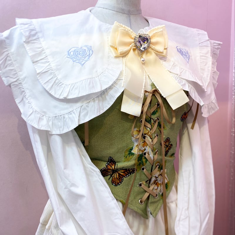 alice auaaブラックサテンホルターネックベスト alice auaaブラックサテンホルターネックベスト