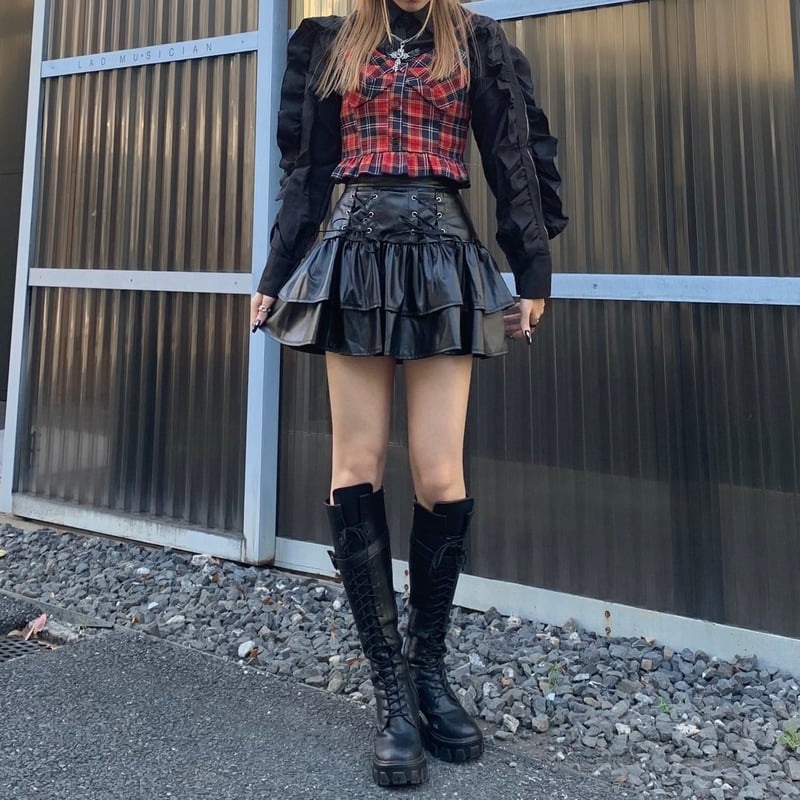 20AW MAISON MARGIELA フェイクレザースカート Black Pleated Faux Leather Midi Skirt | Maison Margiela