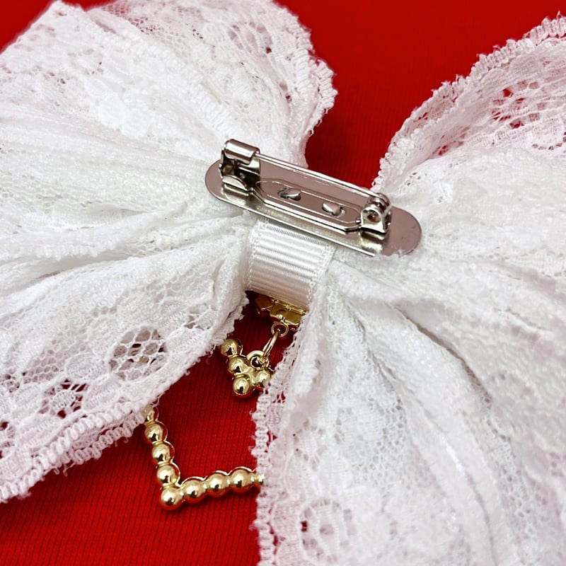 0068】ハートビジューリボンブローチ | (me) 新品 ♡ハート ビジュー♡ ブローチ【ヴィンテージ】