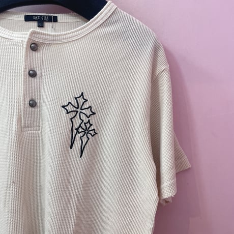 クロス刺繍サーマルTシャツ