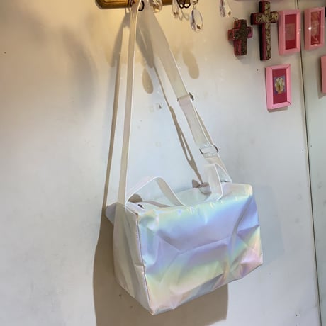 シャイニースクエアショルダーバッグ