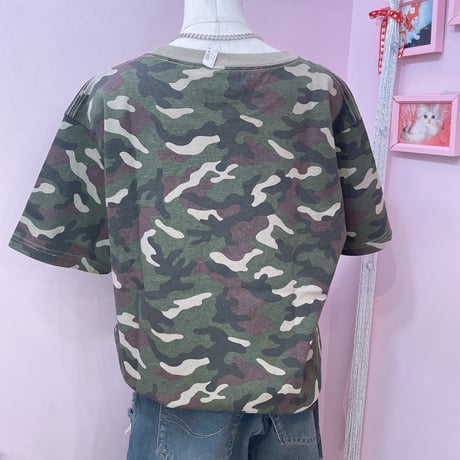 ダメージロゴTシャツ