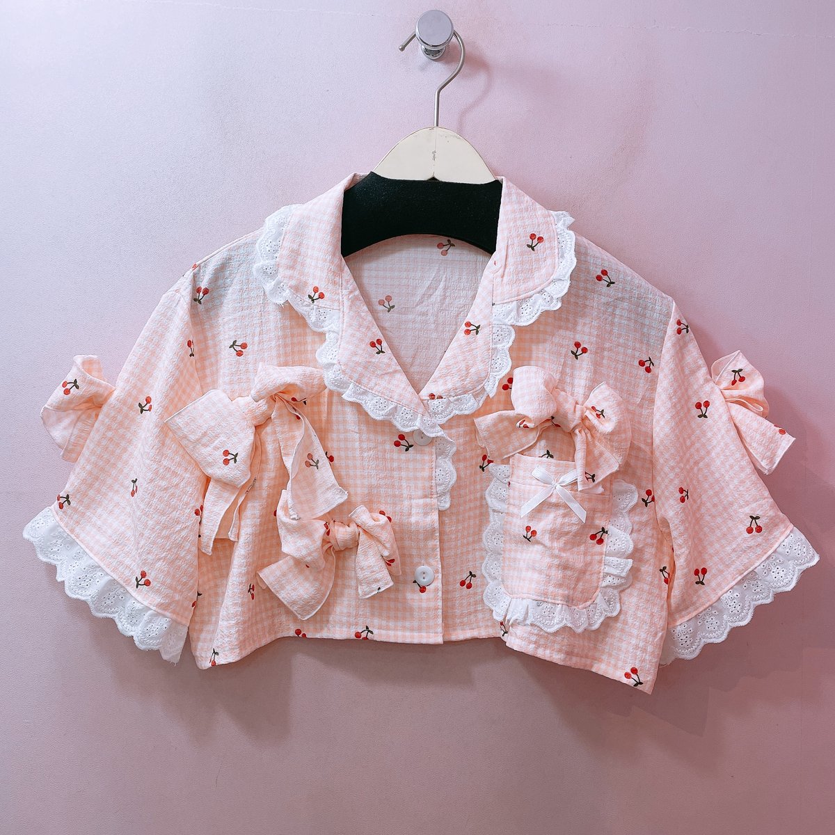 リメイクリボンチェリーフリルシャツ | Romantic Standard