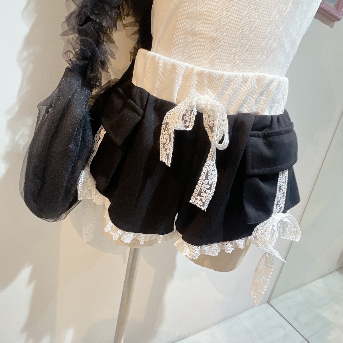 レースアップショートパンツ｜INGNI(イング) 公式通販｜INGNI STORE 天使のレースアップリボンショートパンツ