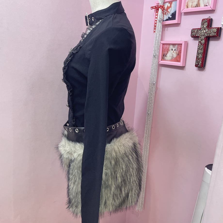 6964a2581d175cc67bb7ec0c