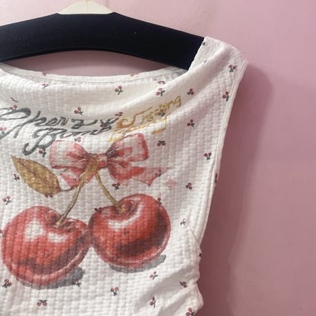 Cherry ノースリーブトップス
