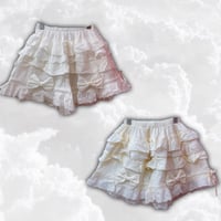リボンティアードフリルショートパンツ