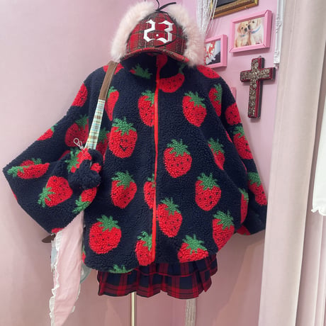 Strawberry ボアジャケット
