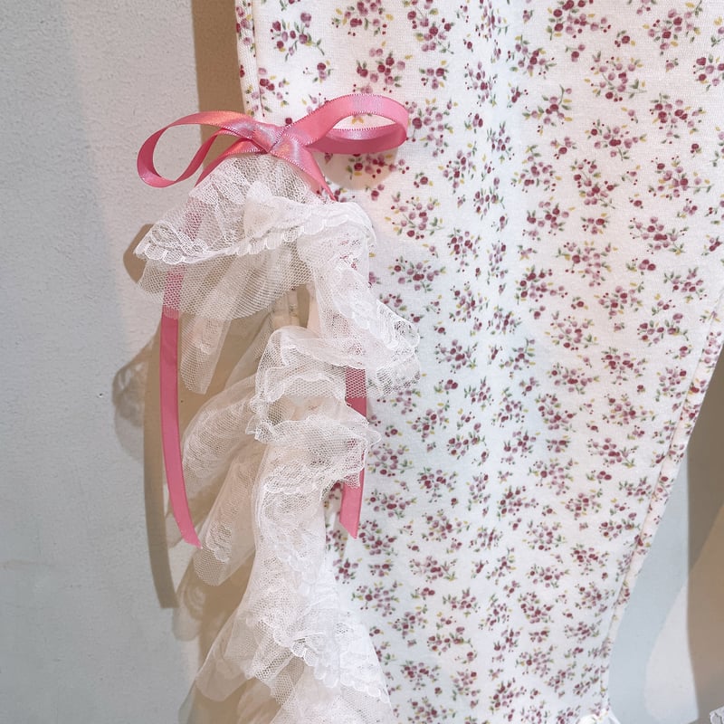 【美品】CLASS ROBERTO CAVALLI 花柄 パンツ 七分丈 XL スリットレース小花柄パンツ | Romantic Standard