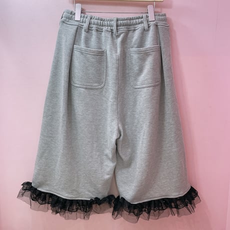 フリルレーススウェットバミューダパンツ