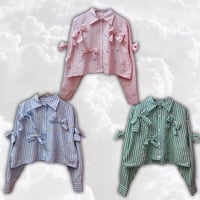 リメイクリボンボタンパールストライプシャツ