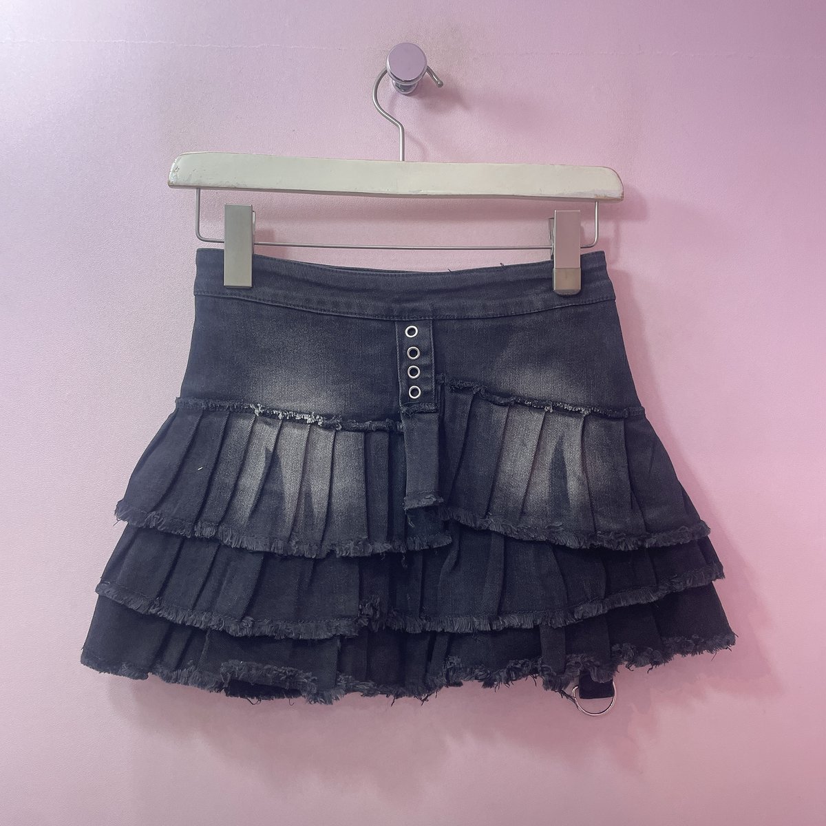 ♡新品未使用♡デニムダンガリー／ダメージ リメイク スカート／160センチ ダメージティアードデニムスカート | Romantic Standard