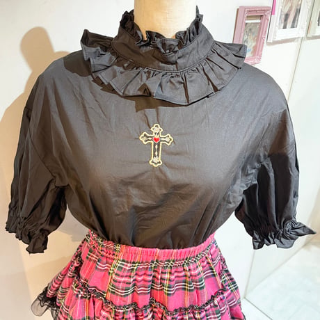 クロス刺繍パフスリーブブラウス