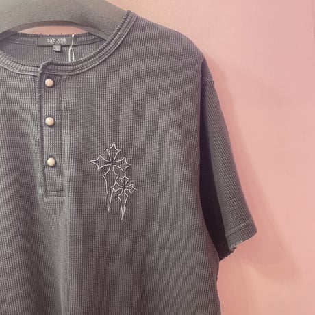 クロス刺繍サーマルTシャツ
