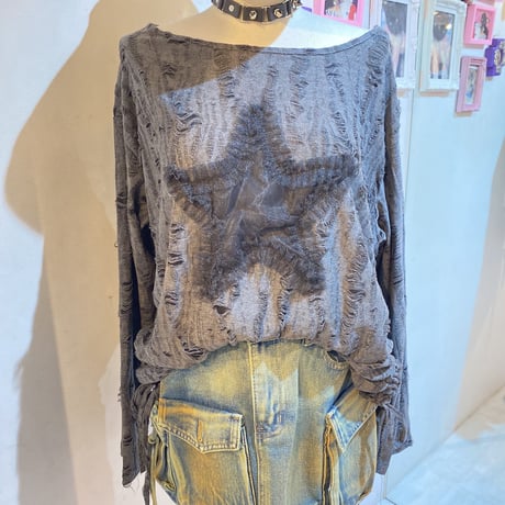 ダメージ⭐︎トップス