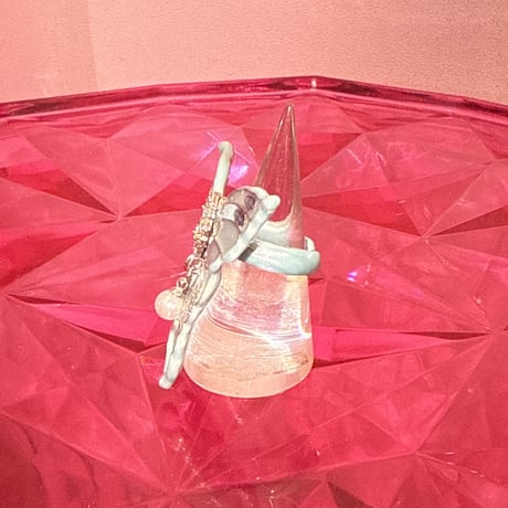 エメラルドバタフライリング