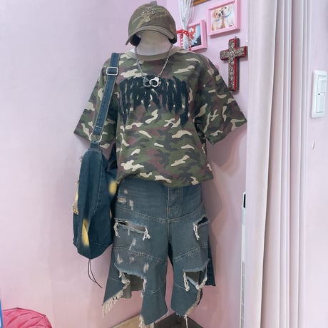 ダメージロゴTシャツ