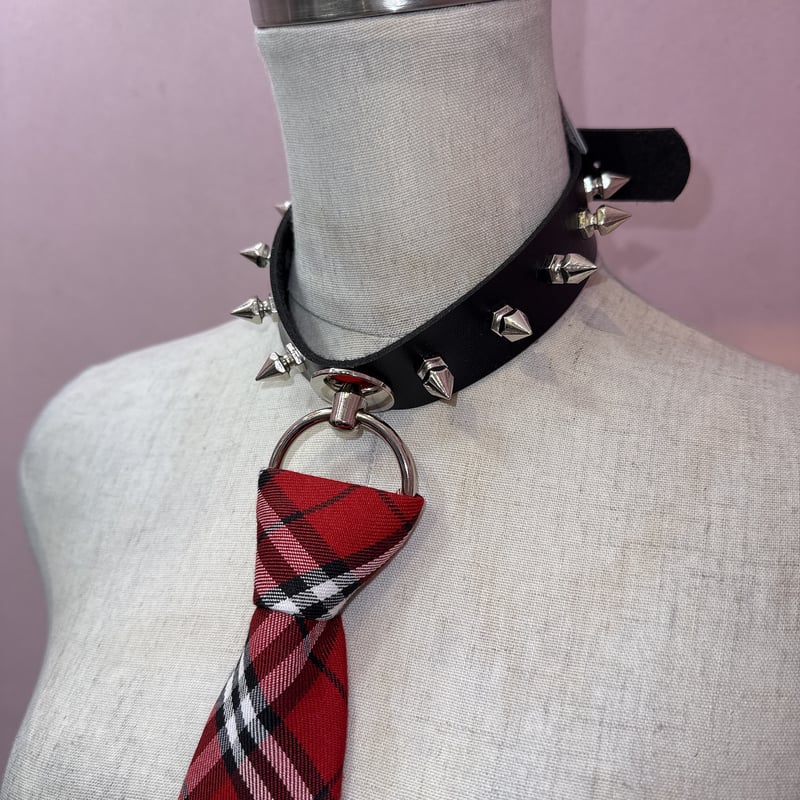 ゴシックスタッズチョーカーネクタイ | Romantic Standard