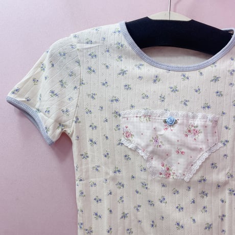 Pantyフラワーカットソー