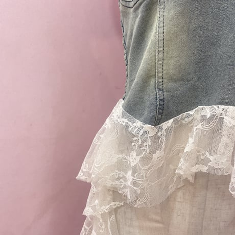レースフリルヘムデニムビスチェ