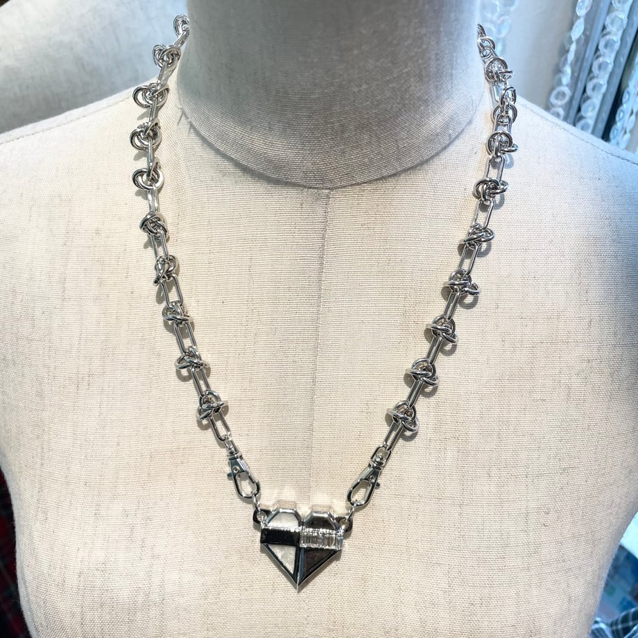 67a05592cd375806e640bef7