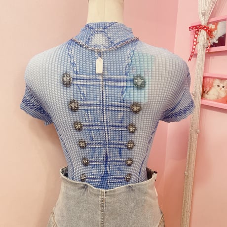 ナポレオンプリーツトップス