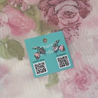 いちごビジューピアス