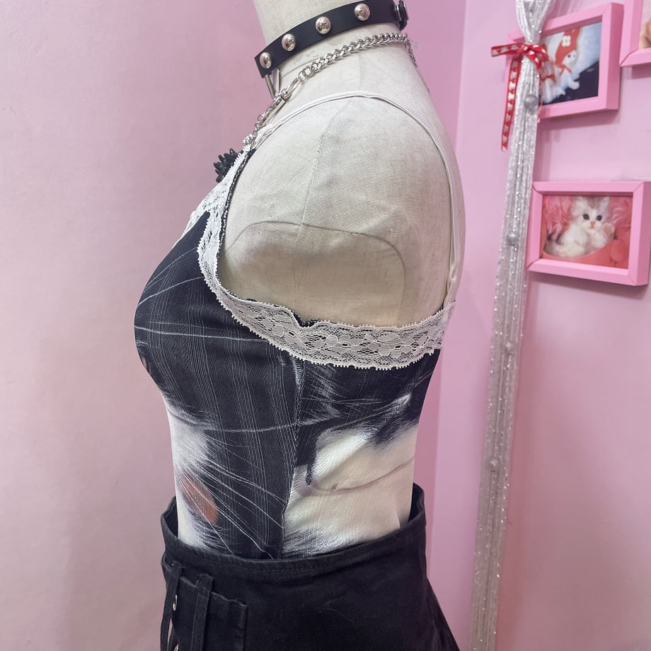 697b10355db914160b5cfc6c