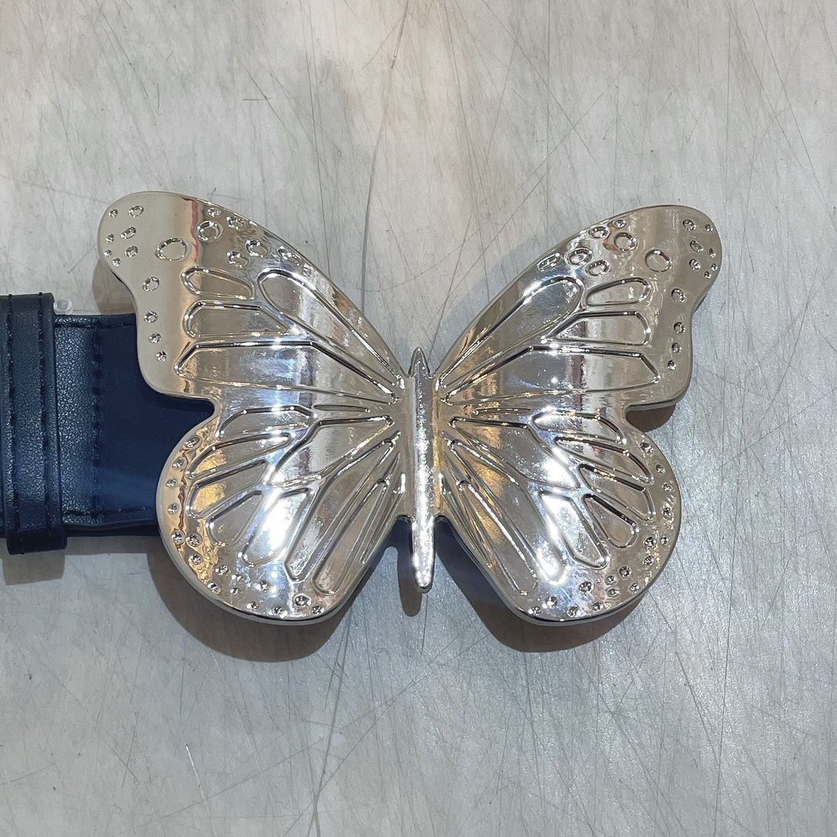 バタフライバックルレザーベルト | Romantic Standard ロマンティック