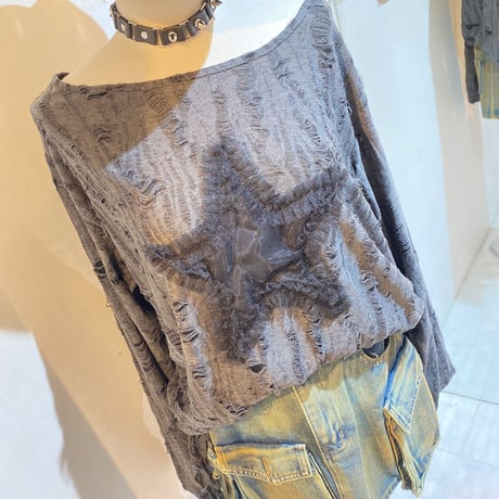 ダメージ⭐︎トップス