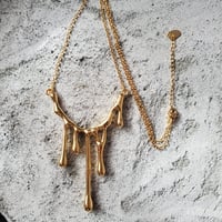 Melty necklace