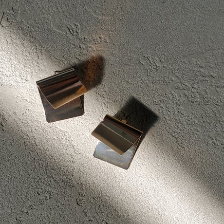Fold pierce