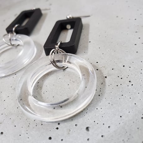 squareBLACK×clearRING