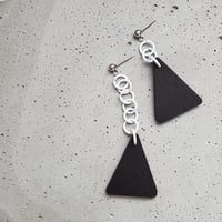 MONOQLO TRIANGLE