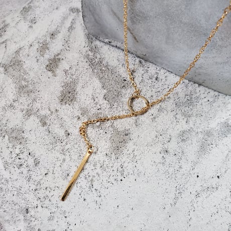 metalbar necklace