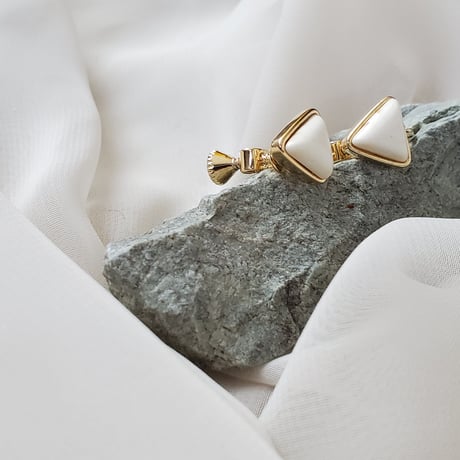 Stone earring