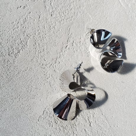silver wave pierce