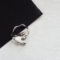 SV925  nuance ring