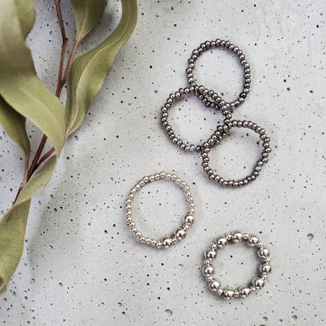 Silver beads ring