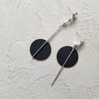 S925 silverdrop asymmetry black pierce