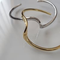 wave bangle