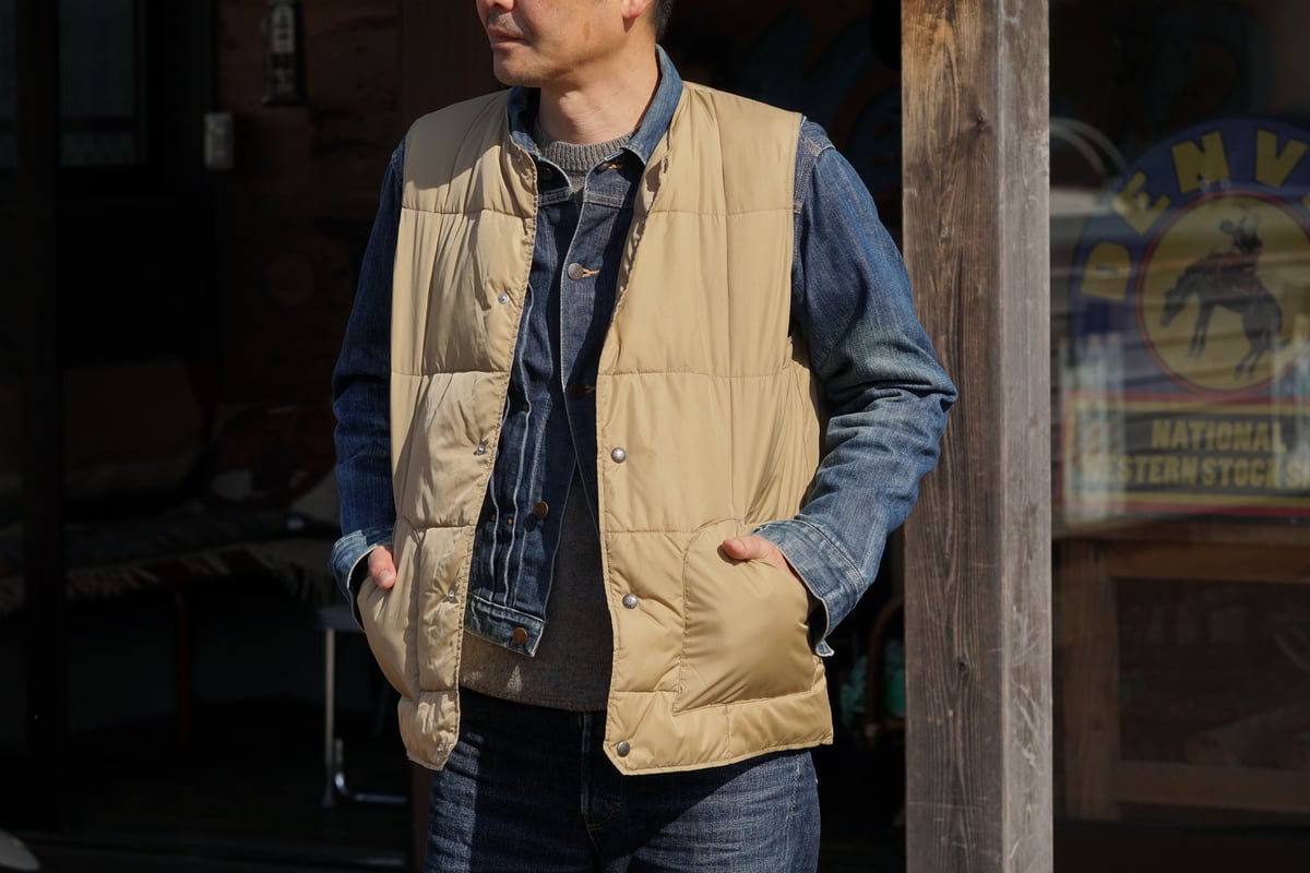 SIERRA DESIGNS ベージュ ライトダウンベスト L/XL SIERRA DESIGNS Light Down Vest | NewDeal