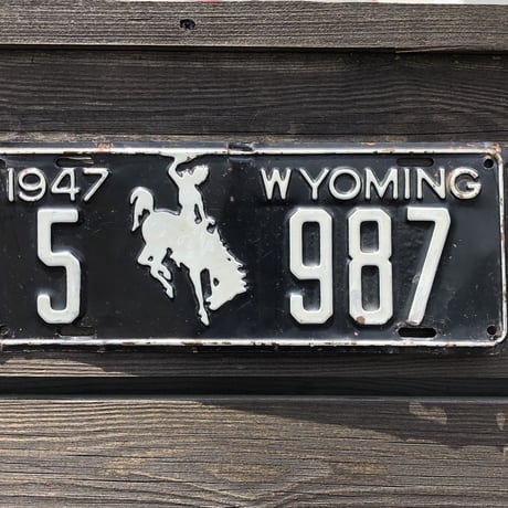 VINTAGE License plate WYOMING