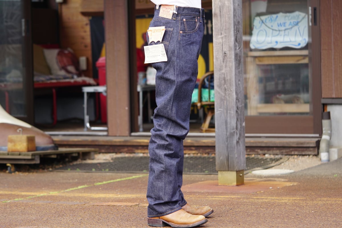 LEVI'S®︎ Vintage Clothing 501XX 1955 | NewDeal LEVI'S®︎ Vintage Clothing 501XX 1955 | NewDeal