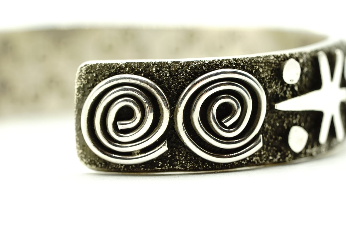 Indian Jewelry Bangle by Alex Sanchez | NewDeal