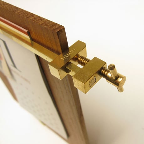 CLAMP CALENDAR 2023 - TEAK