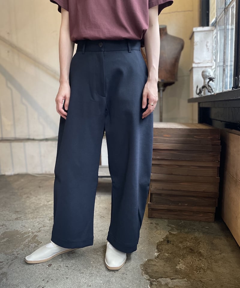 STUDIO NICHOLSON / CHALCO WIDE CROP PANT / NUTM