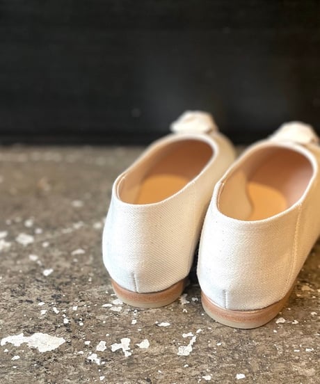 Hender Scheme/bloom/ivory
