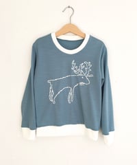 トナカイ刺繍プルオーバー/ Reindeer embroidery pullover SAX BLUE